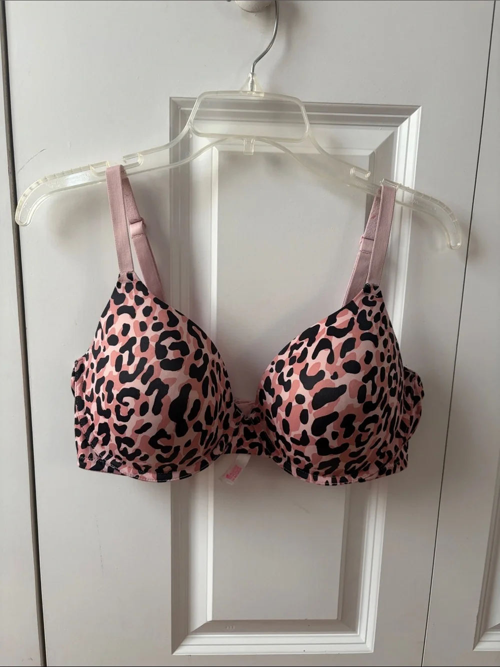 Victoria's Secret Pink Leopard Print T-Shirt Bra Size 36DD